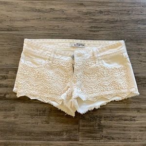 Hollister lace detail shorts